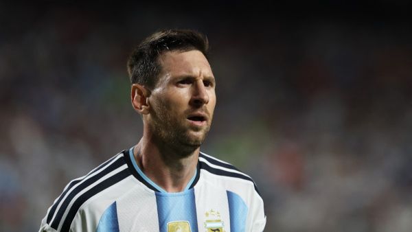 الأرجنتين تطلب ارتداء القميص الأزرق أمام إنجلترا قبل نصف نهائي كأس العالم