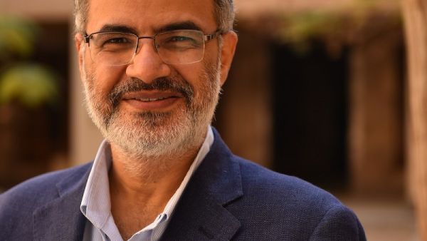 الجامعة الأمريكية بالقاهرة تكرّم الدكتور مصطفى يوسف بجائزة التميز في البحث العلمي  عن ابتكاراته في تقنيات تحديد المواقع 