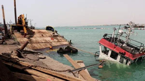 Cargo ship damaged in attack off Yemen