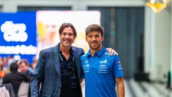 etoro expands its Formula One presence with Pierre Gasly partnership 