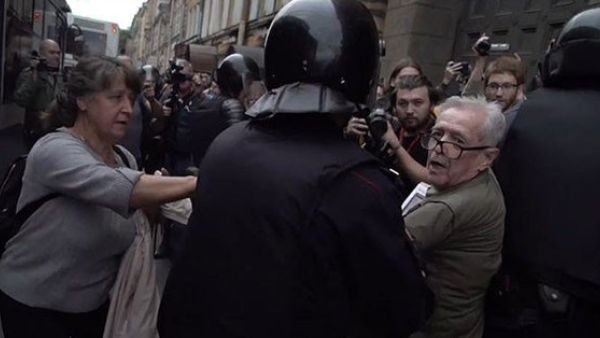 Russia Pension Protests (Twitter)