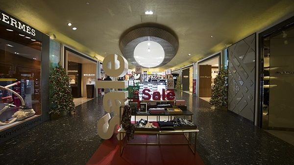 أعلنت السوق الحرة أبوظبي عن إطلاق عروضاً ترويجية على بضائع التجزئة والمأكولات