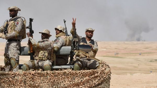 Special forces perform during the Northern Thunder military exercises in Hafar al-Batin, 500 kilometres north-east of the Saudi Capital Riyadh on March 10, 2016. (AFP/Fayez Nureldine)