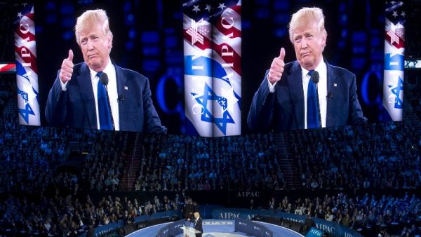US Republican presidential hopeful Donald Trump gives a thumbs-up as he addresses the American Israel Public Affairs Committee (AIPAC) 2016 Policy Conference at the Verizon Center in Washington, DC, March 21, 2016. (AFP/Saul Loeb)