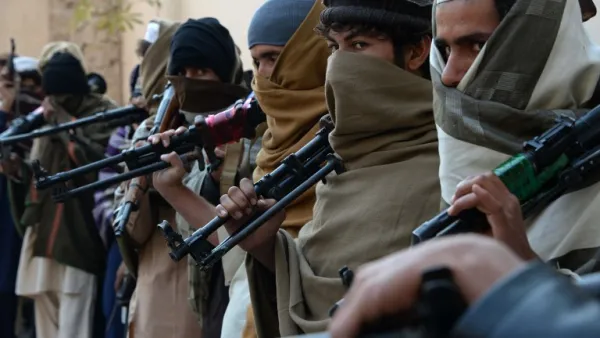  قتل نحو خمسة آلاف شخص واصيب 25 الفا بجروح بينهم عدد كبير من المدنيين في اليمن