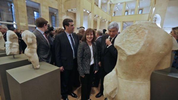 U.S. Ambassador to Lebanon Elizabeth Richards (C) inspects repatriated marble sculptures dating back to 4th to 6th centuries on display during a ceremony at Beirut National Museum in the Lebanese capital on February 2, 2018. The Lebanese Ministry of Culture and the Directorate-General of Antiquities repatriated in December 2017 and January 2018 five marble sculptures lost during the war in 1981. (JOSEPH EID / AFP)