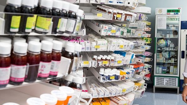 HMC Urges Patients to Speak with their Physician or Pharmacist before Changing Medication Timings during Ramadan. 