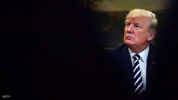 جاء في نهاية بيان البيت الأبيض، أن "ترامب وزوجته ميلانيا يتمنيان شهرا مباركا لكل المسلمين"