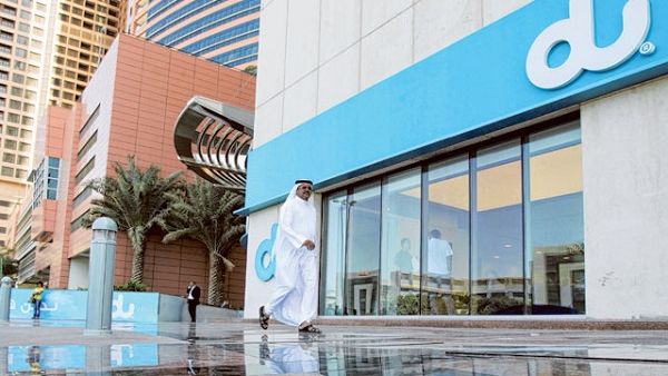 سيحصل عملاء خدمات الاتصال المنزلي الحاليين والجدد على قيمة أكبر وتجربة استخدام أفضل مع إنترنت عالي السرعة بدون أي رسوم إضافية.