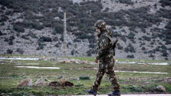 واعترضت قوة برخان الخميس يحيى أبو الهمام بينما كان ضمن موكب سيارات متجه إلى شمال تمبكتو (وسط مالي)، كما يفسر البيان.

