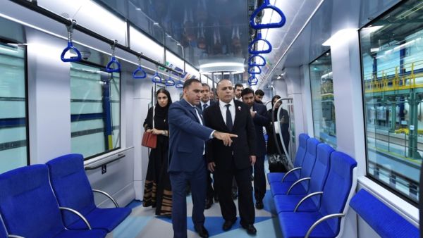 دبي تزود المترو بقطارات من شركة تلعب دورا أساسيا في تهويد القدس!
