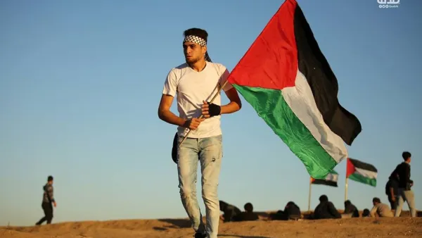 أفاد المركز بسقوط 23 جريحا بين السكان المحليين في الضربة 