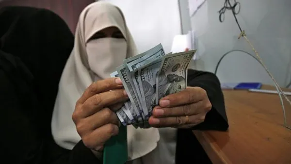 اسرائيل عاقبت حماس على اطلاق صاروخ على عسقلان 