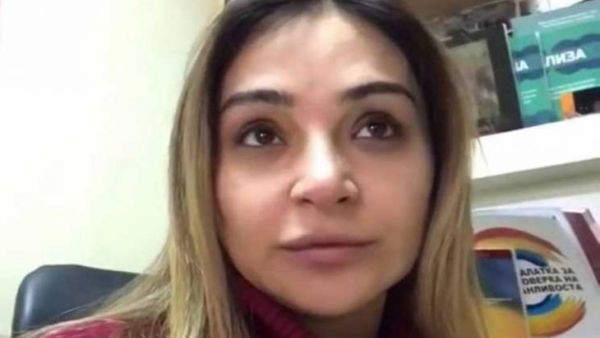 تدخل محامون وحصلوا على أمر من المحكمة الأوروبية لحقوق الإنسان في ستراسبورغ تمنع ترحيلها فيما تنظر المحكمة في قضيتها.