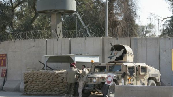 "عبوة ناسفة انفجرت اليوم على عجلة كان يستقلها العقيد غالب خطاب
