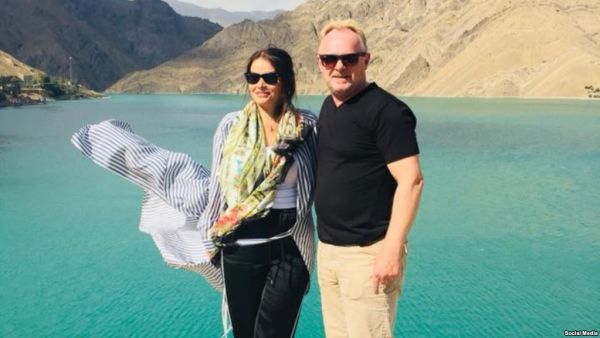 المعارضة الايرانية تكشف "مؤامرات المخابرات وسفارات النظام" ووكلائها وعملائها