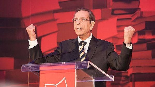 ربعي المدهون رئيس الملف الفلسطيني بصحيفة "الشرق الأوسط"