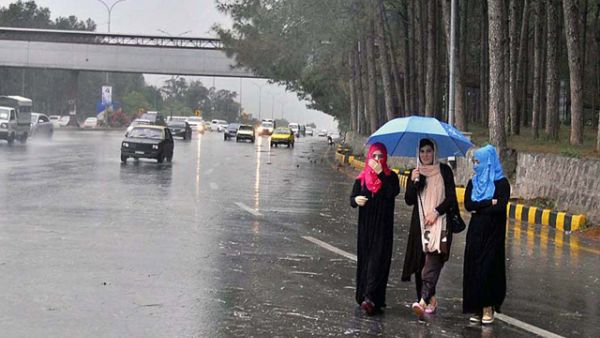 ما الذي قد يدفع الإمارات إلى صراعٍ مباشرٍ أكبر مع إيران؟ 