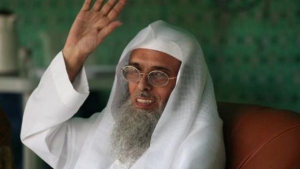 انتقد استقبال ترمب الباذخ 