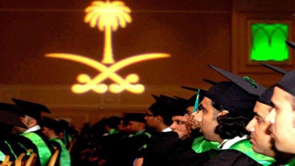 يذكر أن اللجنة تضم في عضويتها السعودية (رئيساً) وفلسطين وتونس ولبنان وليبيا والسودان والأمانة العامة للجامعة العربية.