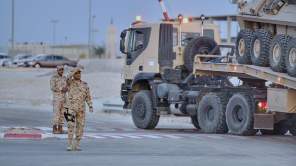 يظهر المقطع جنودا من كتيبة 85 اللواء الخاص