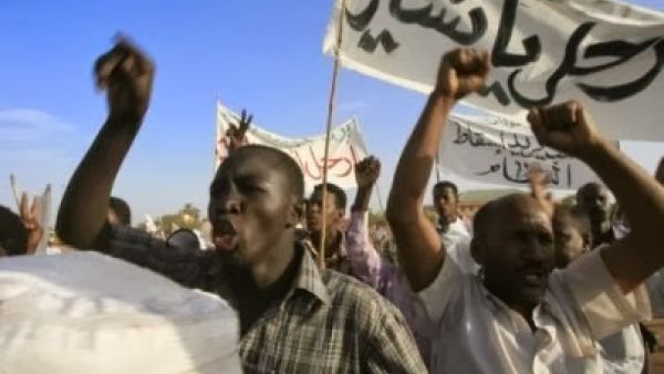  قوات الأمن السودانية تعتقل محتجين