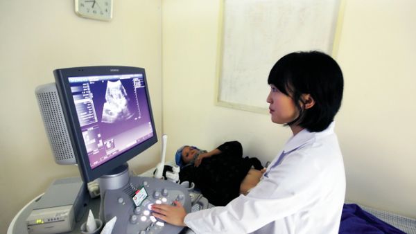 يحق للمرأة الحامل أيضا معرفة "العمر الحملي والتاريخ المتوقع للولادة"