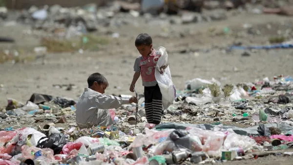 إيران تنتقد الإمارات وتعتبرها "سبب كارثة اليمن"
