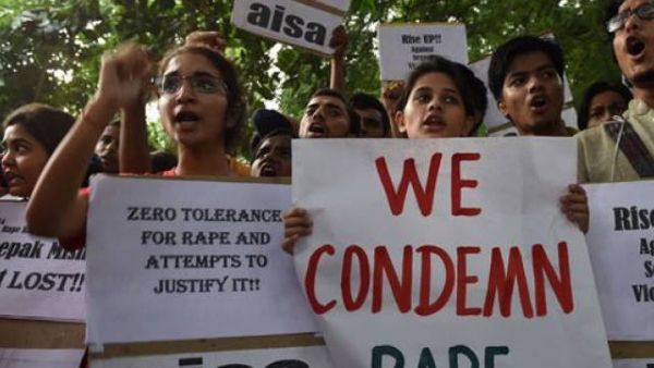 Activists in India protesting against rape in Mumbai (AFP/File Photo)	
