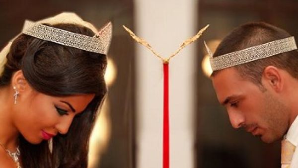 طليقها يؤكد عودتهما و دوللي شاهين تنفي!