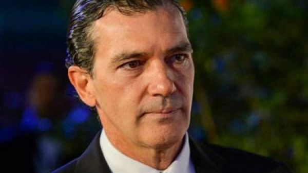 أنطونيو بانديراس في المستشفى 