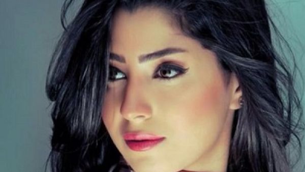 آيتن عامر تنضم لفريق (شقة فيصل)