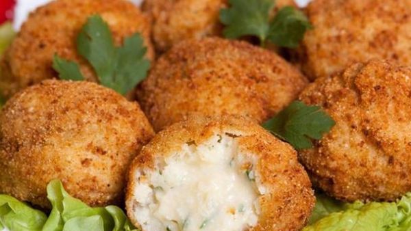 بطاطس كروكيت محشية بالبسطرمة