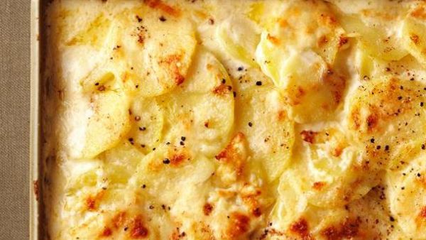 طريقة تحضير البطاطس بالبيض (http://nisfeldunia.ahram.org.eg)