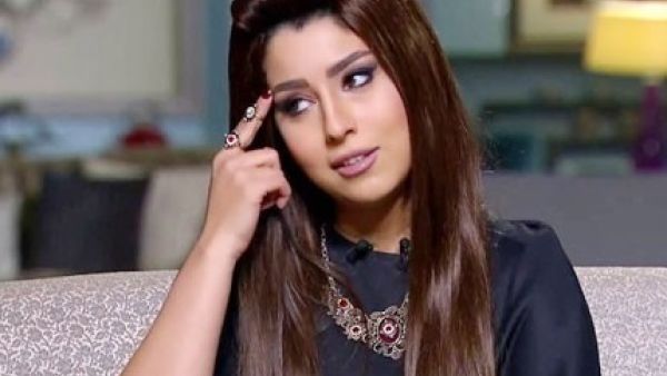 آيتن عامر تكشف السبب (الغريب) الذي منعها من حضور مهرجان الجونة