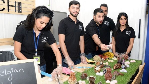 يشارك في المهرجان أكثر من 70 مطعماً ومقهى الى جانب أفضل محلات ومنافذ بيع الأطعمة والمشروبات المحلية والمتاجر المتعلقة بصناعة المواد الغذائية وقطاع التغذية.
