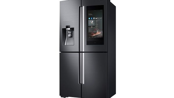 New Family Hub takes connected living to a new and more personalized level with Samsung’s Bixby intelligent voice assistant and connected home control