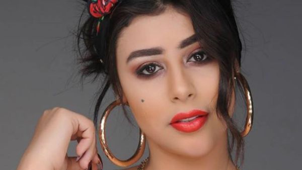 Misk is basically urging women to be soft with men in all of her videos. (Source: Misk Ali - Facebook)