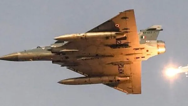 Indian warplanes bombed camps and launch pads in Pakistan (Twitter)