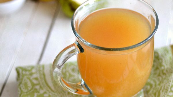 نقدم لكم طريقة عمل عصير الكمثرى الساخن