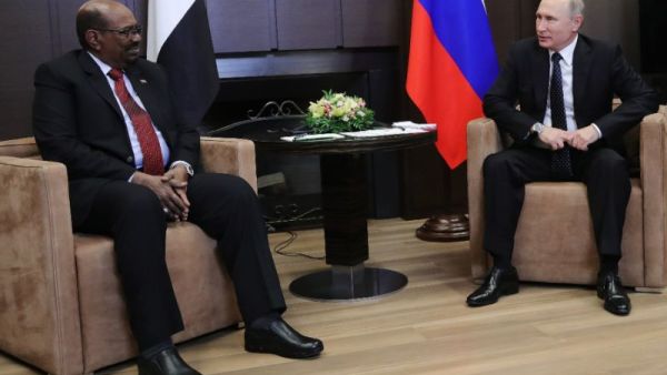 Sudanese President Omar al-Bashir met with Vladimir Putin in Russia (AFP /Mikhail KLIMENTYEV)