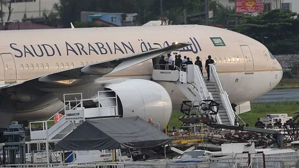 On Sunday, the Transportation Ministry announced that Baghdad and Riyadh had signed an agreement to begin reciprocal flights between the two capitals following a 27-year hiatus (AFP/File)