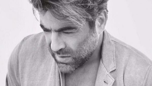 غلاف البوم كفوري الجديد يثير جنون المعجبات 