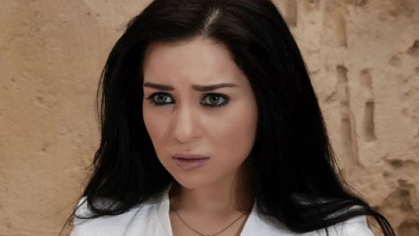 مي عز الدين تعلق على خبر زواجها من طليق هيفاء وهبي