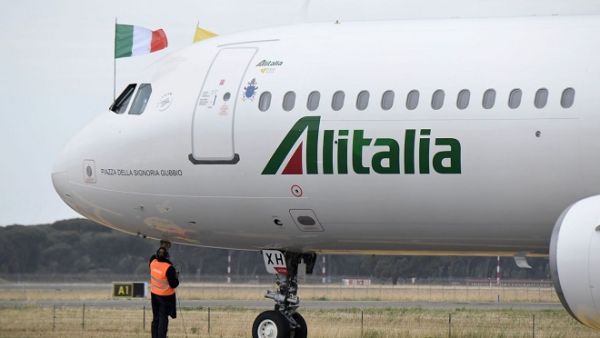 Etihad is one of ten companies submitting non-binding offers for ailing Alitalia. (File photo)  Etihad is one of ten companies submitting non-binding offers for ailing Alitalia. (File photo)