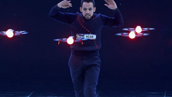 A Saudi contestant named Hashim was able to get the Golden Buzzer (Source: arabsgottalentinsta - Instagram)