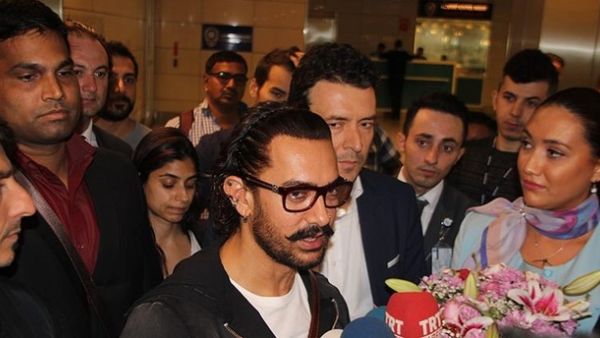 عشاء عامر خان و هازال كايا