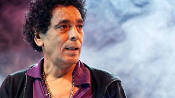 محمد منير يخضع لعملية جراحية في ألمانيا