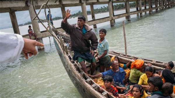 U.N. Refugee Agency (UNHCR) expressed sorrow over the loss of lives in a new shipwreck (AFP/File)