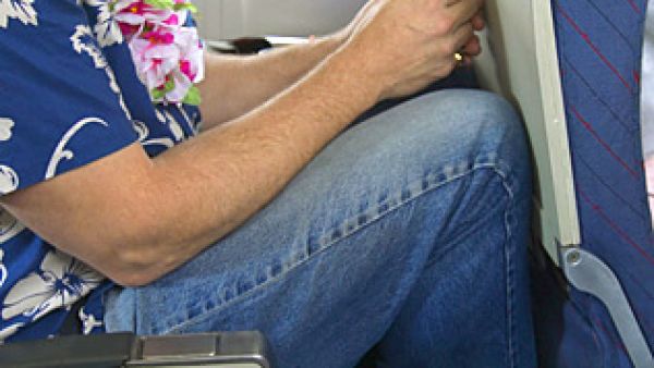  من بين الضحايا اثنين من طاقم الطائرة وأربعة ركاب